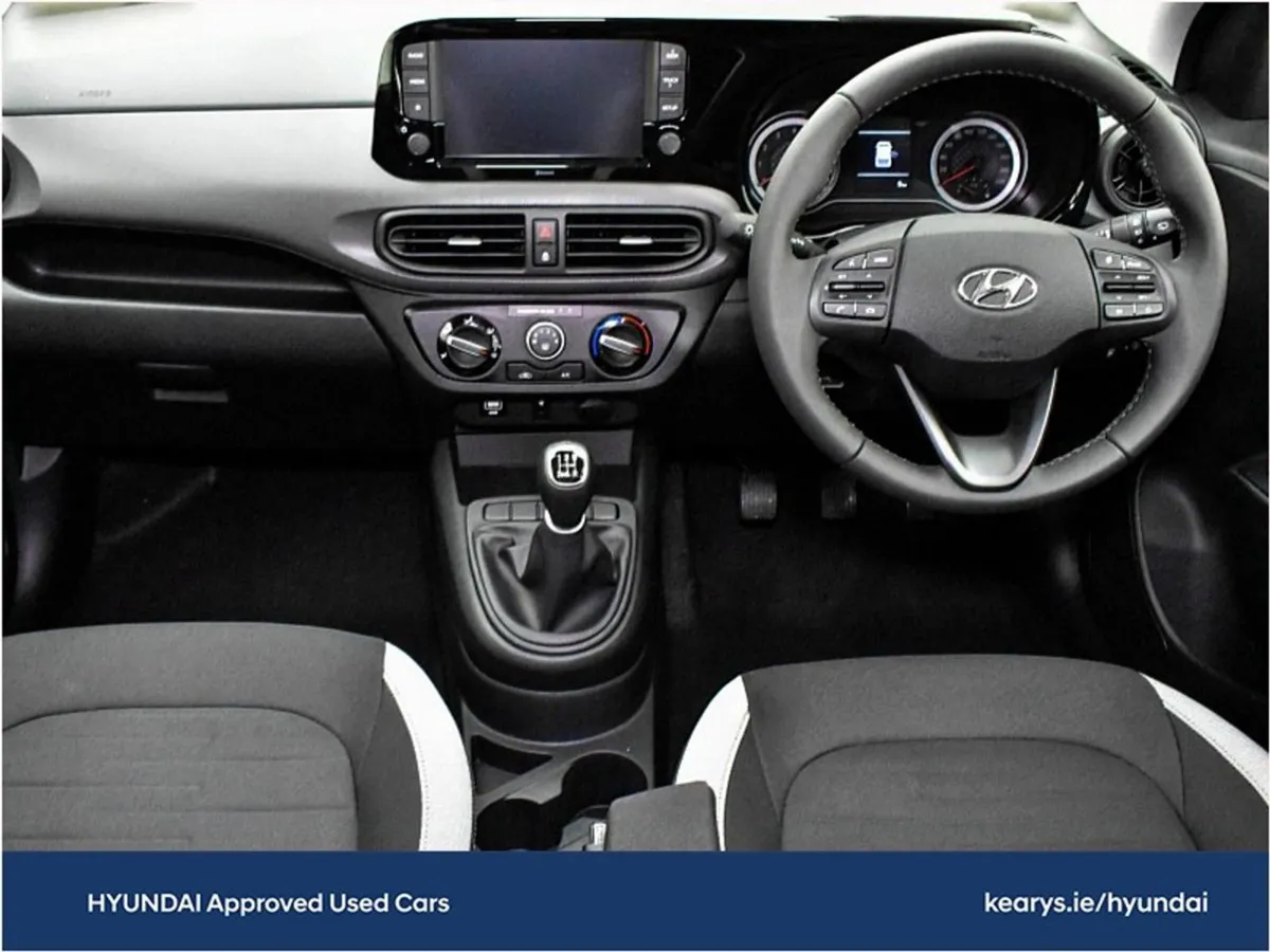 Hyundai i10 Deluxe Plus - Image 4