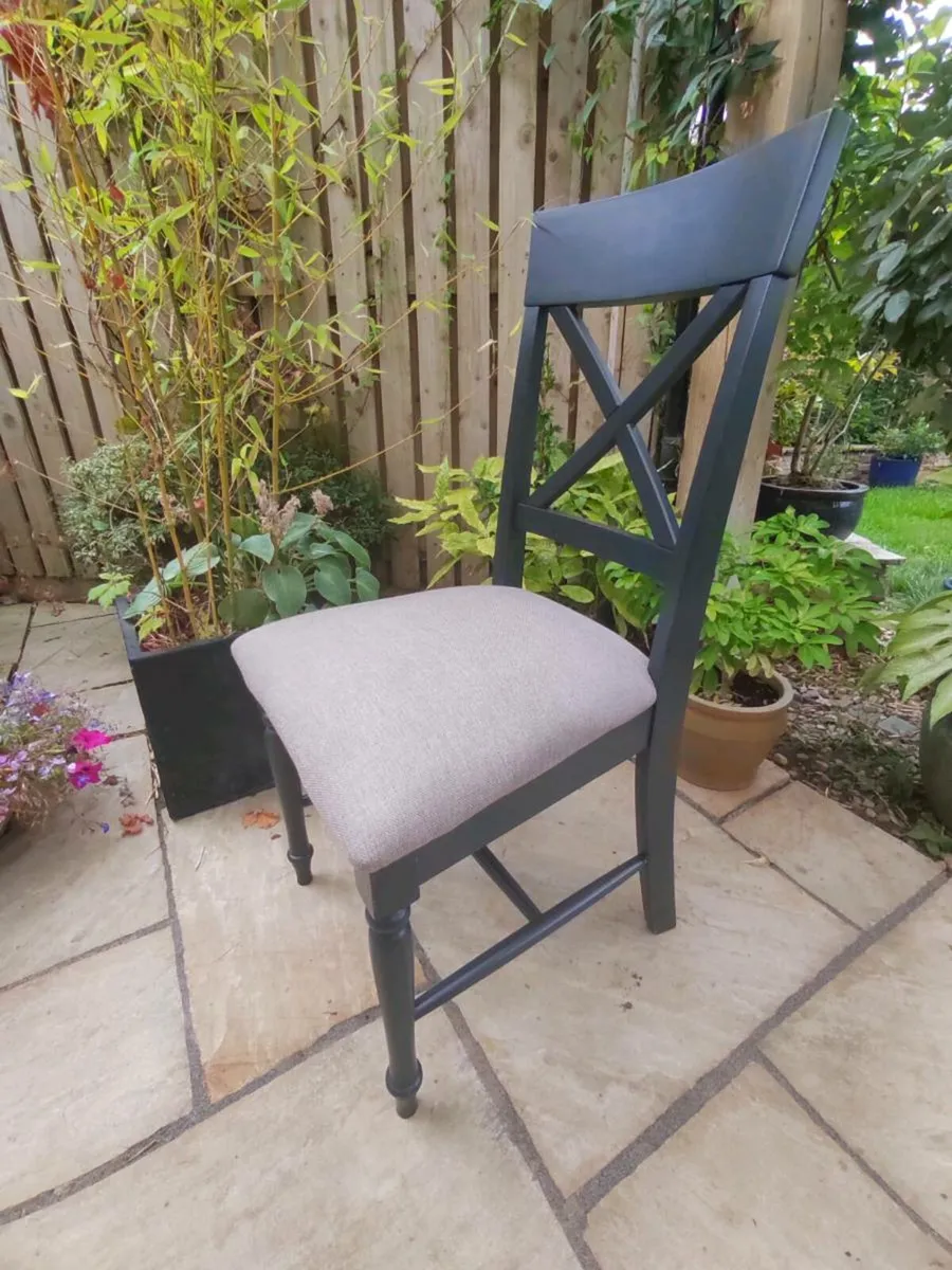 6 kitchen dining chairs - Image 1