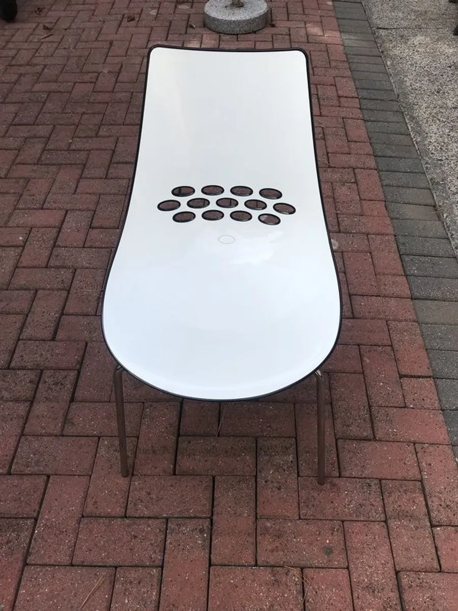 Chairs - Image 2