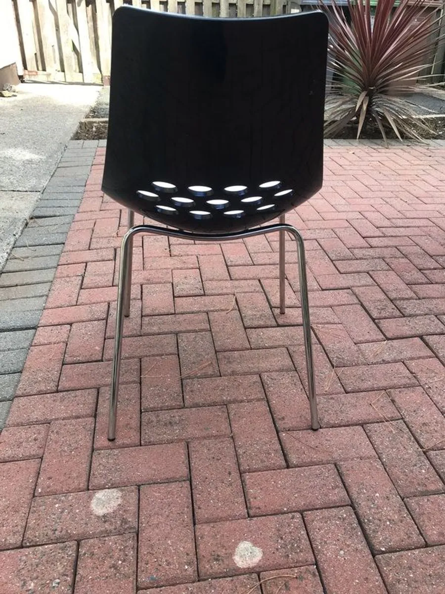 Chairs - Image 4