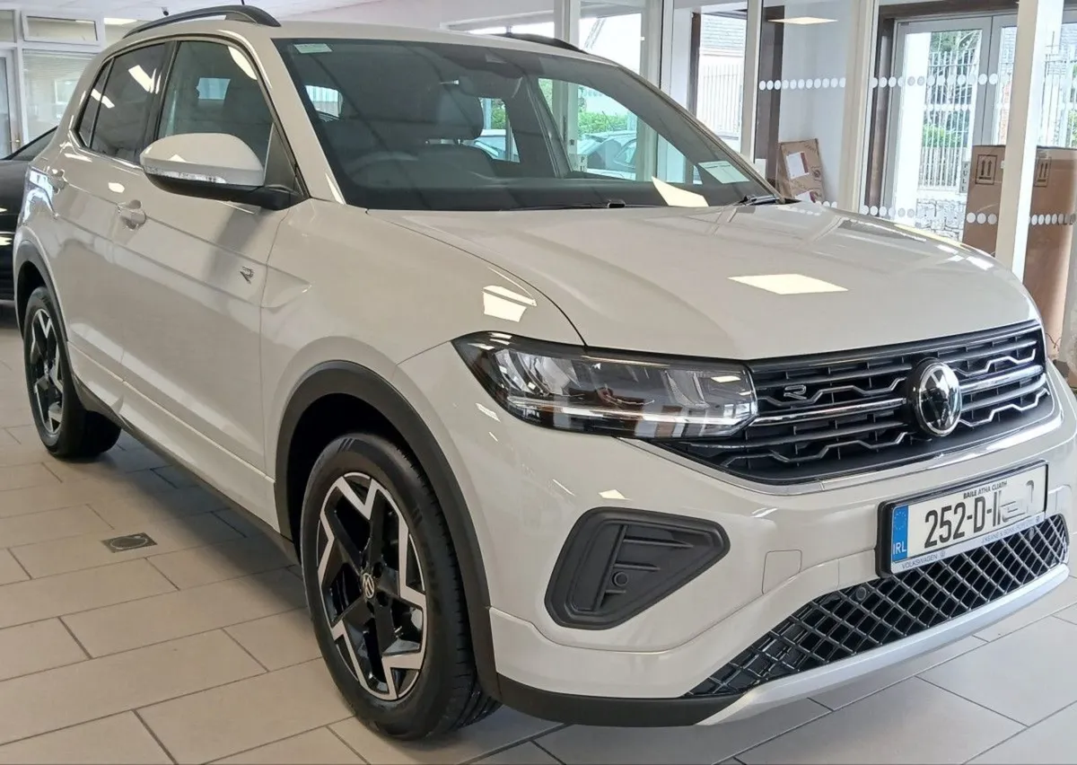 Volkswagen T-Cross R-line 1.0 TSI 116HP  rear Vie - Image 1