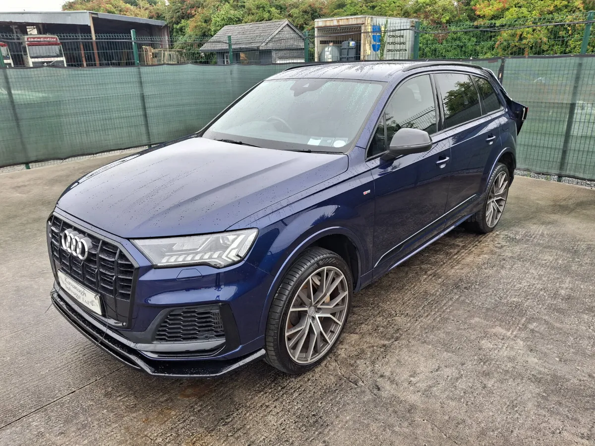 202 Audi Q7 S-Line  3.0  Quattro - Image 2