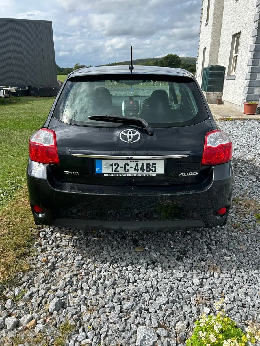 Toyota Auris Van - Image 4