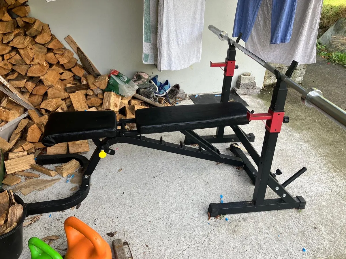 Olympic Bar and Adjustable Gym Bench for Sale