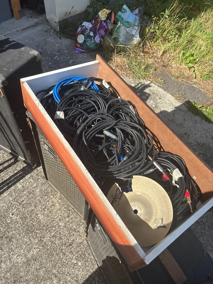 Music equipment - Image 4