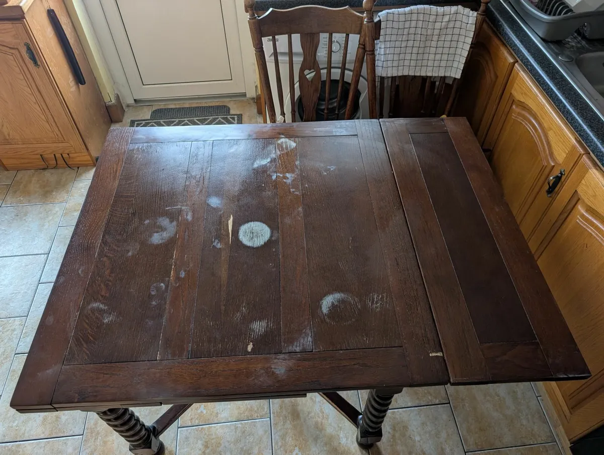 Dinning table and chairs FREE - Image 4