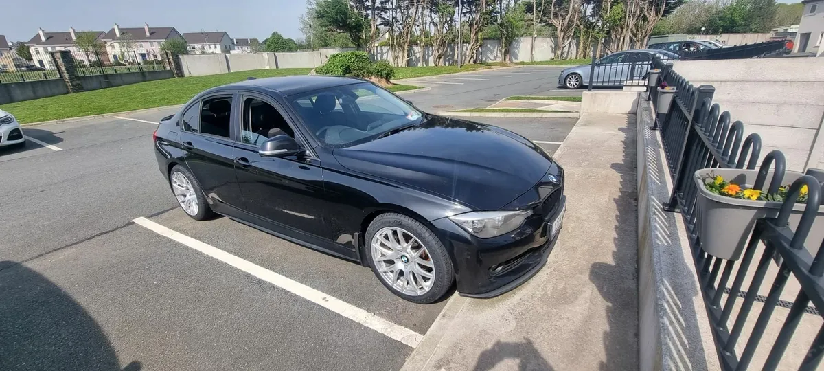BMW 3-Series 2013 - Image 3