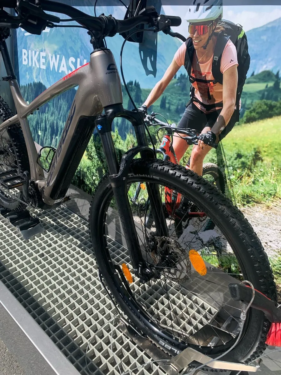 Electric Mountain bike - Image 1