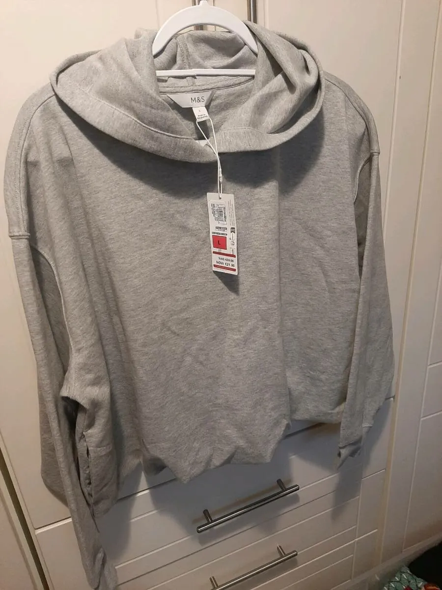 Top new  m&s - Image 2