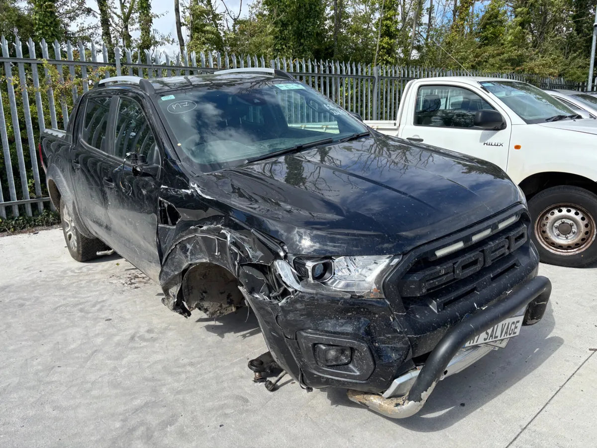 23 Ranger Wildtrack 2.0 Diesel Auto 70 km Starting - Image 2