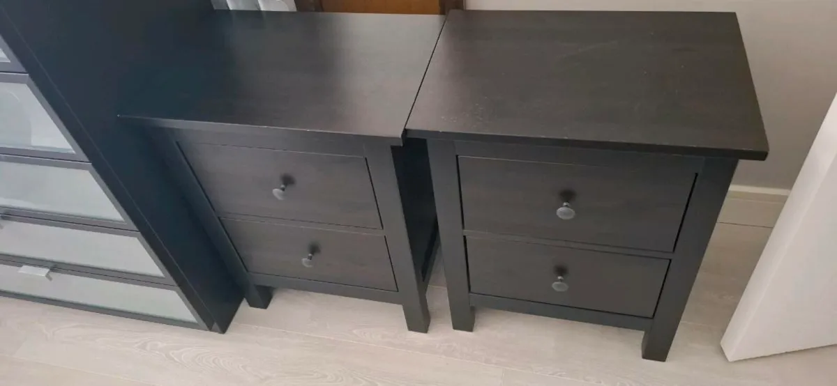 Furniture in excellent condition - Image 2