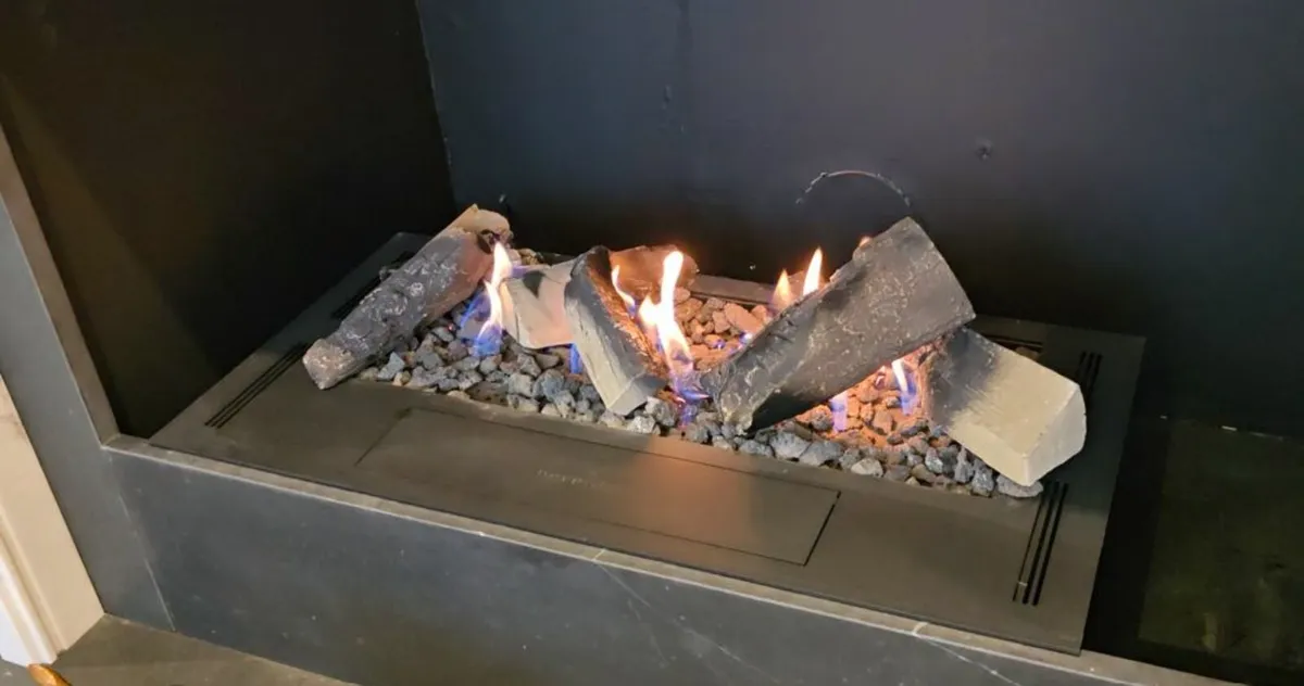 Two Neverdark Bio Fires for sale - Image 3