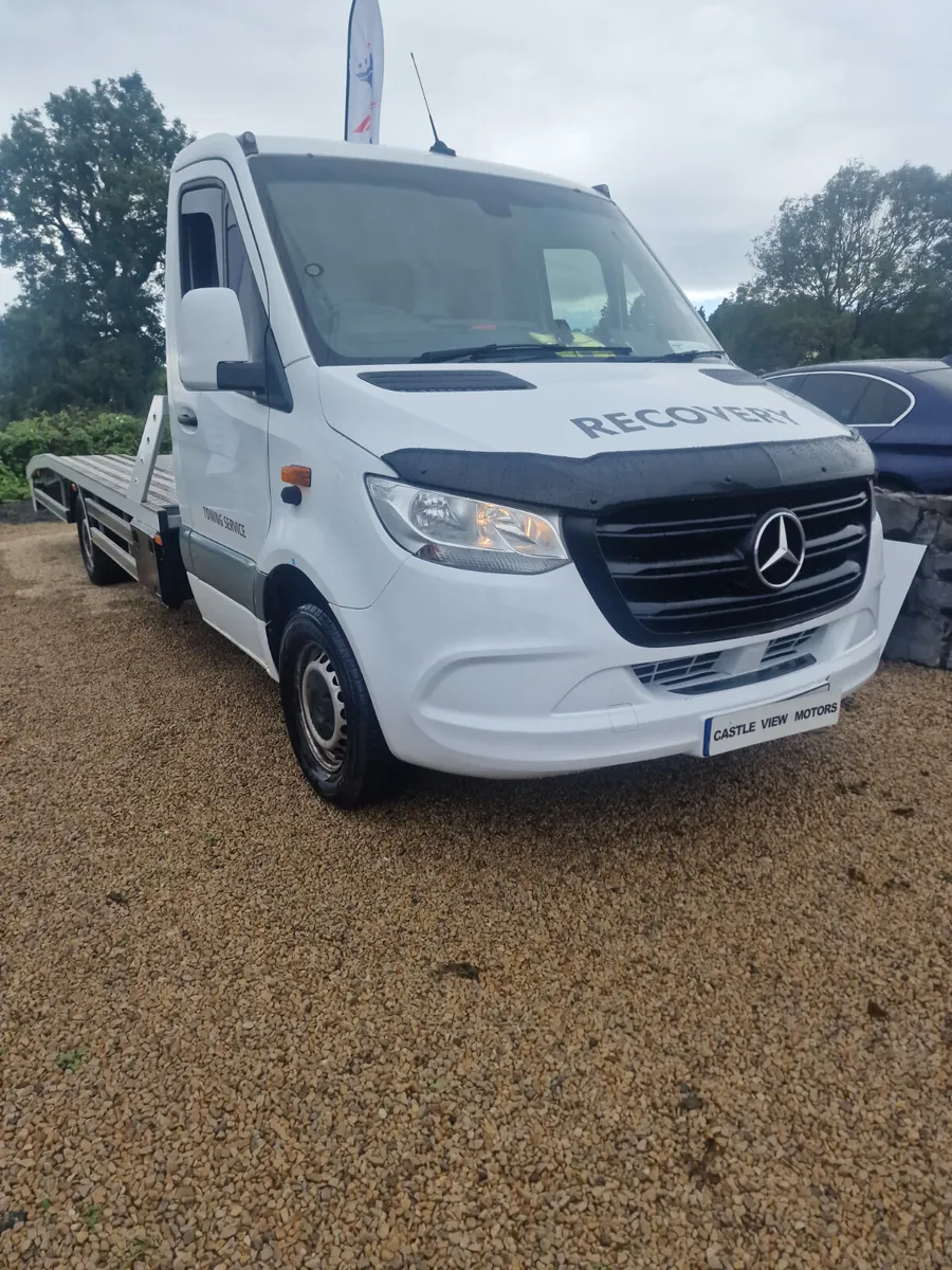18 Mercedes-Benz Sprinter Auto - Image 2