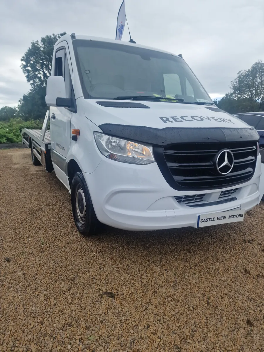 18 Mercedes-Benz Sprinter Auto - Image 3