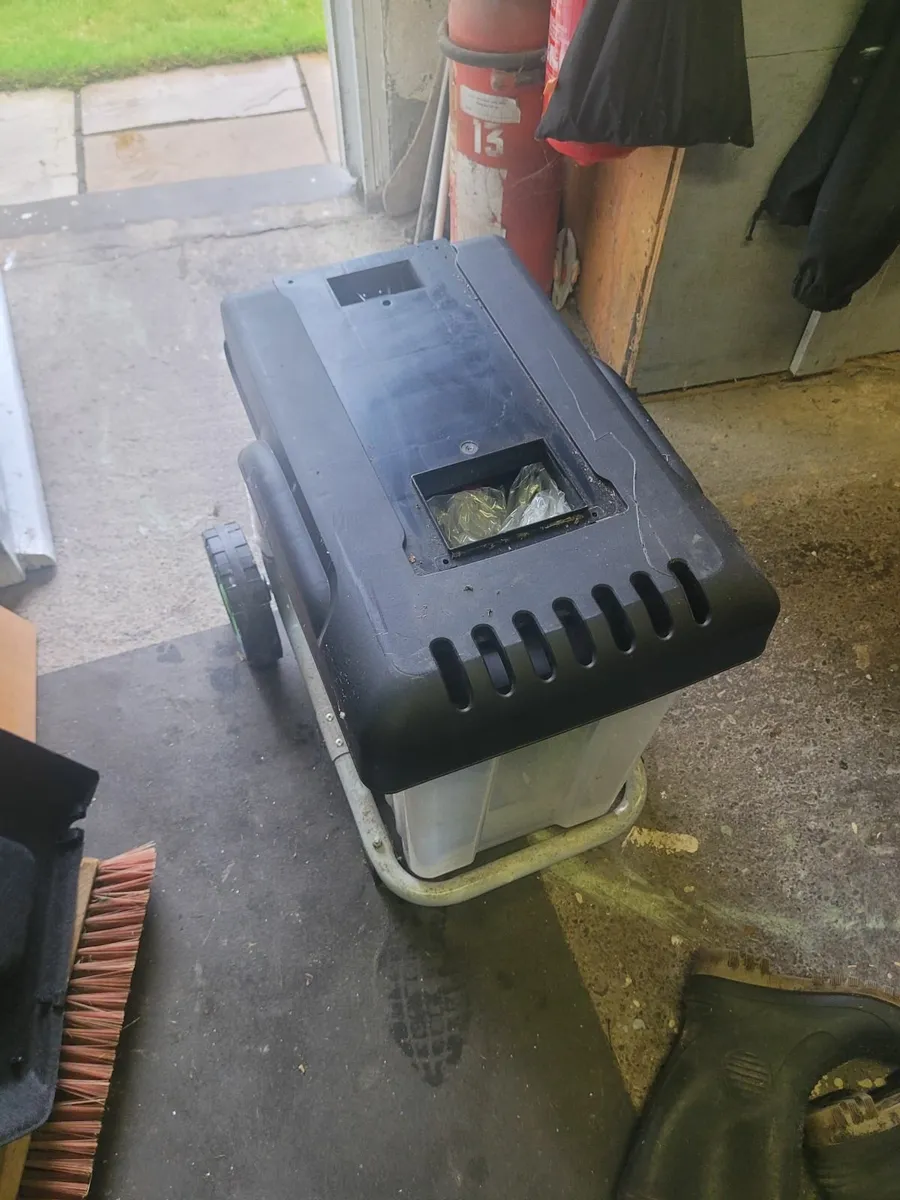 Electric Leaf Mulcher - Image 2