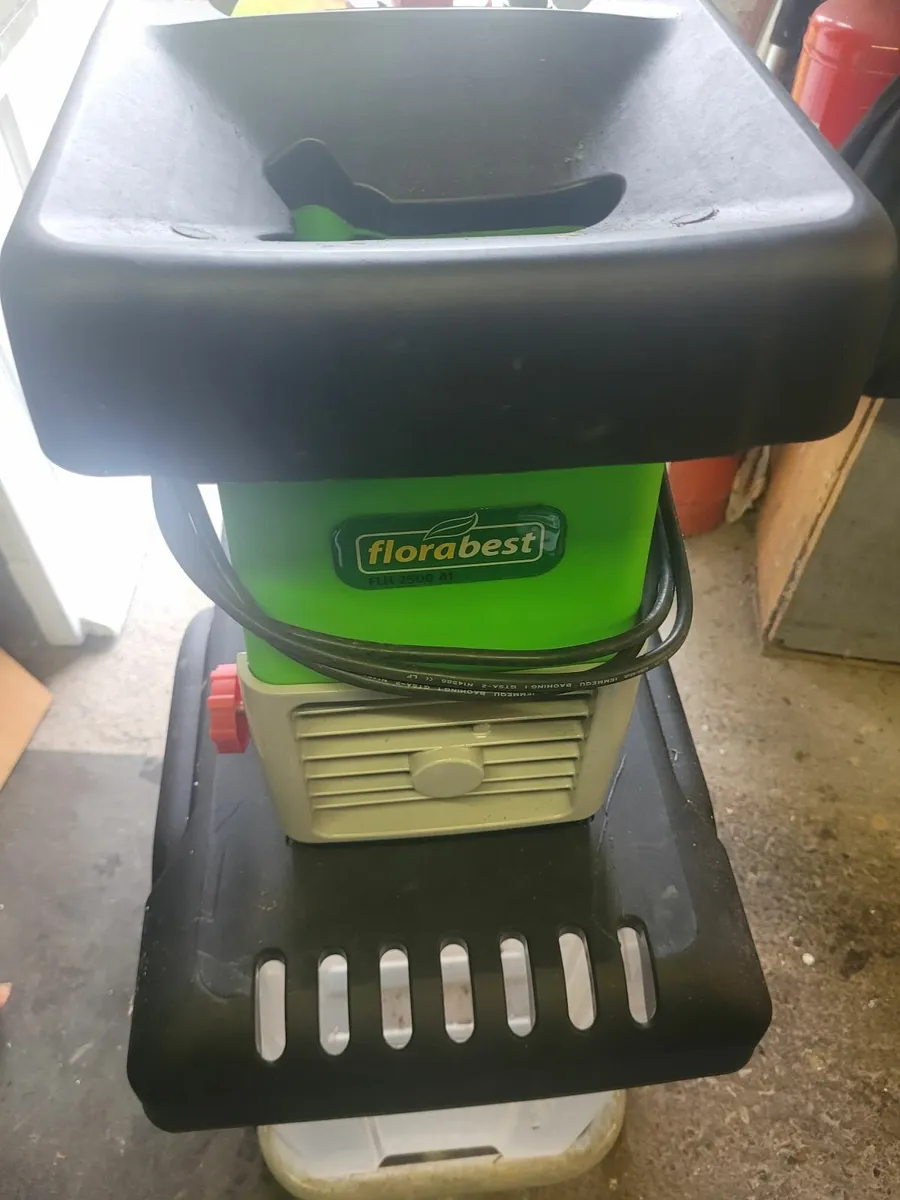 Electric Leaf Mulcher - Image 3