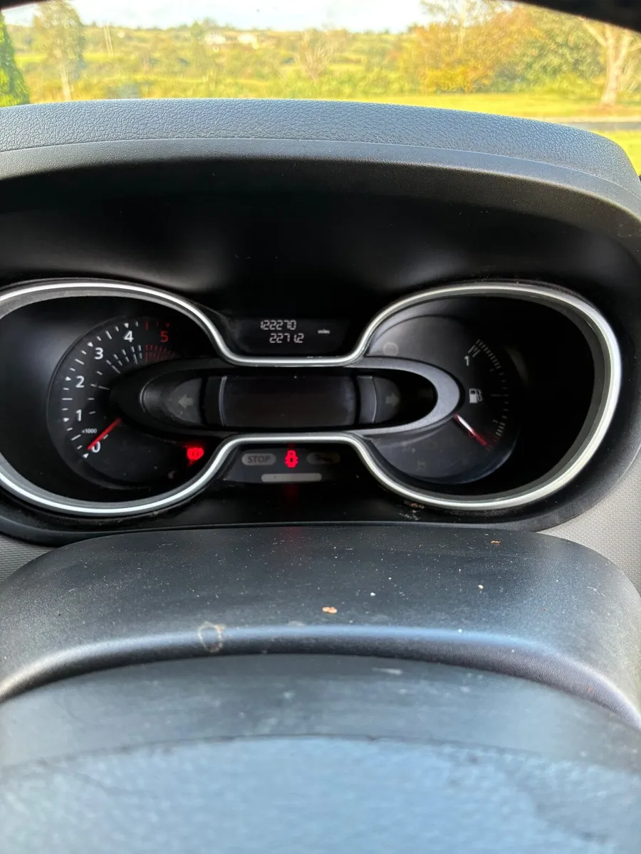 Renault Trafic 2019 - Image 2