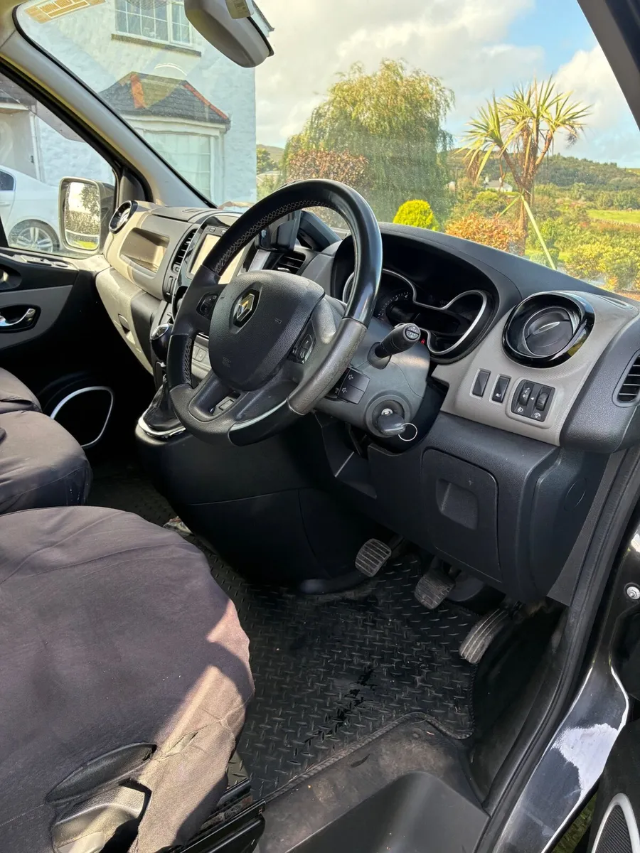 Renault Trafic 2019 - Image 3