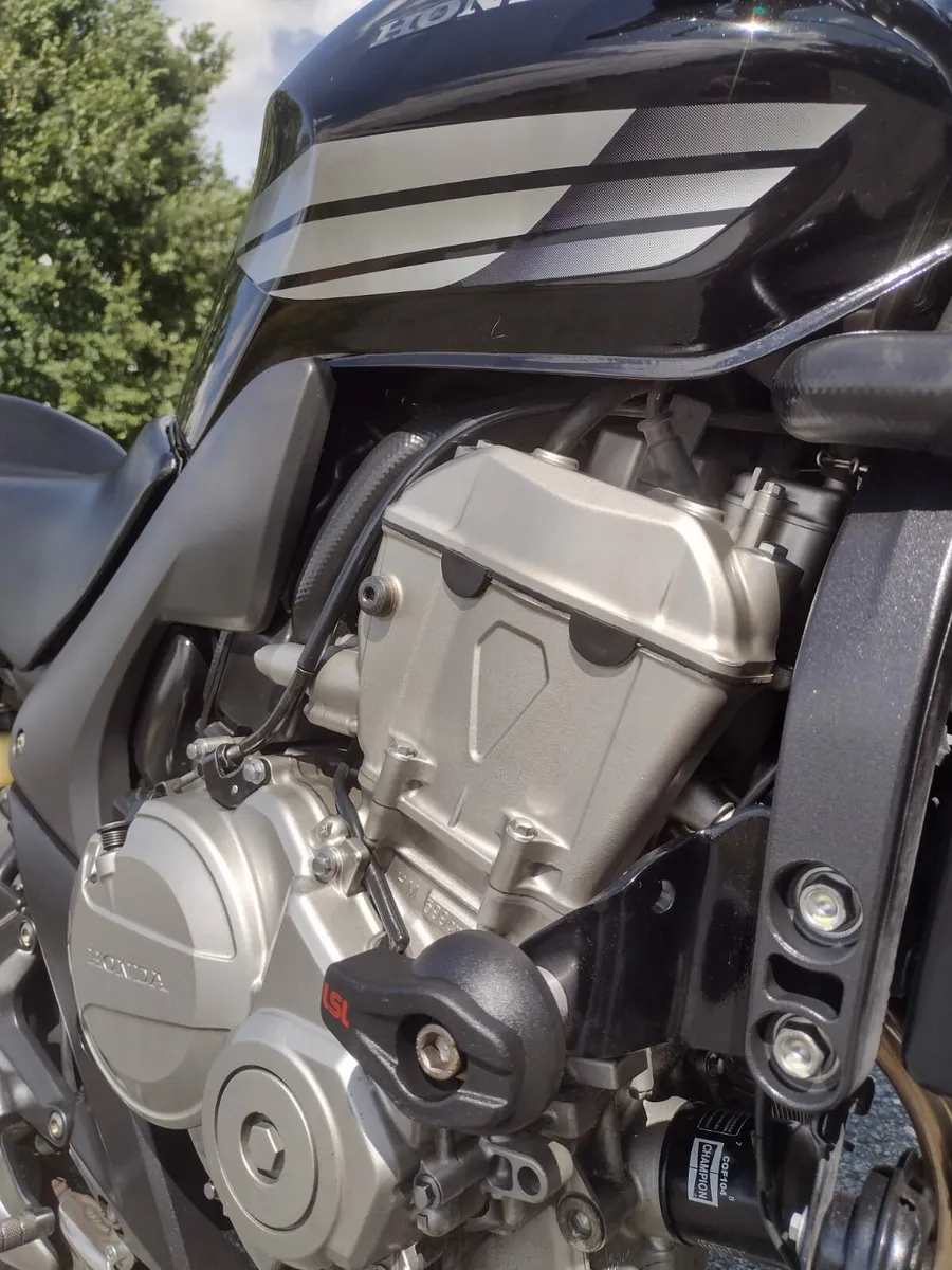 HONDA CBF 600 N 2008 LOVELY CONDITION - Image 4