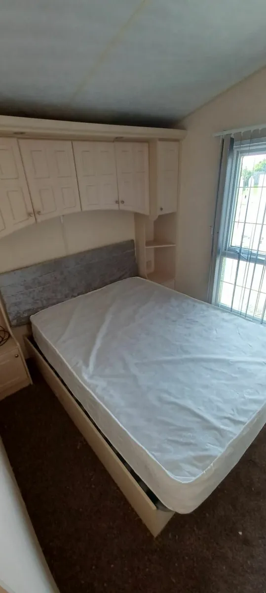 2 Bed Mobile Home - Image 4