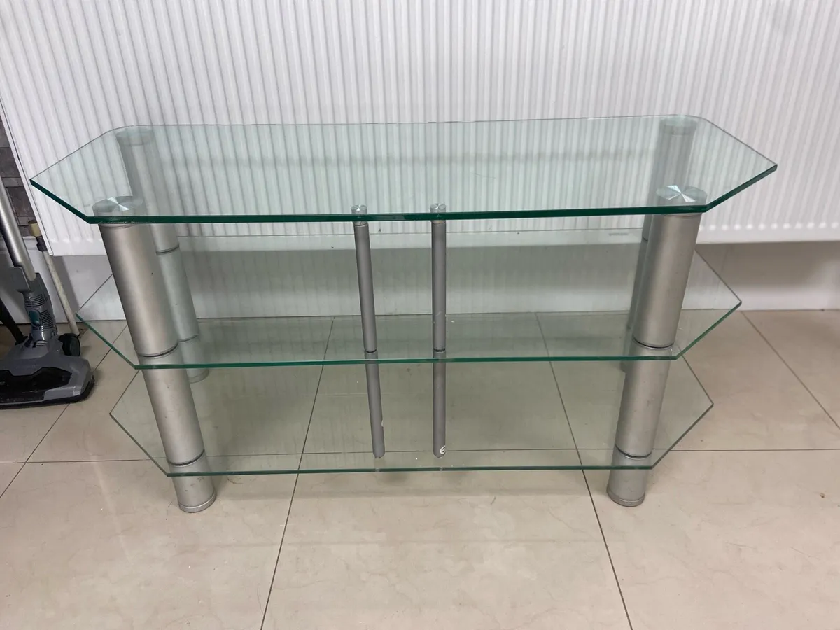 Reinforced glass TV stand - Image 1