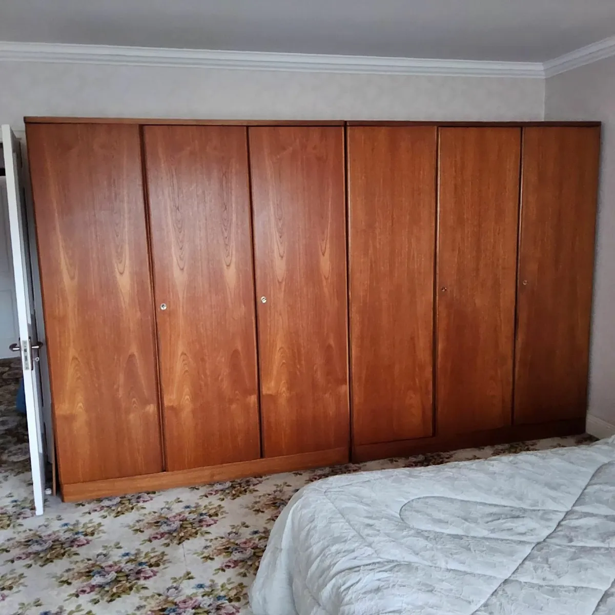 G plan triple wardrobes x 2 - Image 2