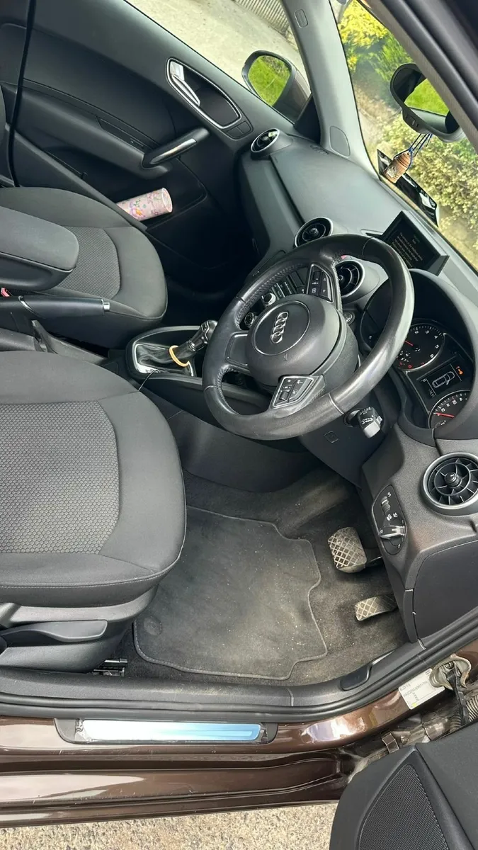 Audi A1 2014  Low km - Image 4