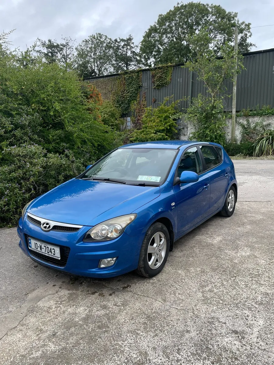 Hyundai i30 2010 (Read Ad) - Image 1