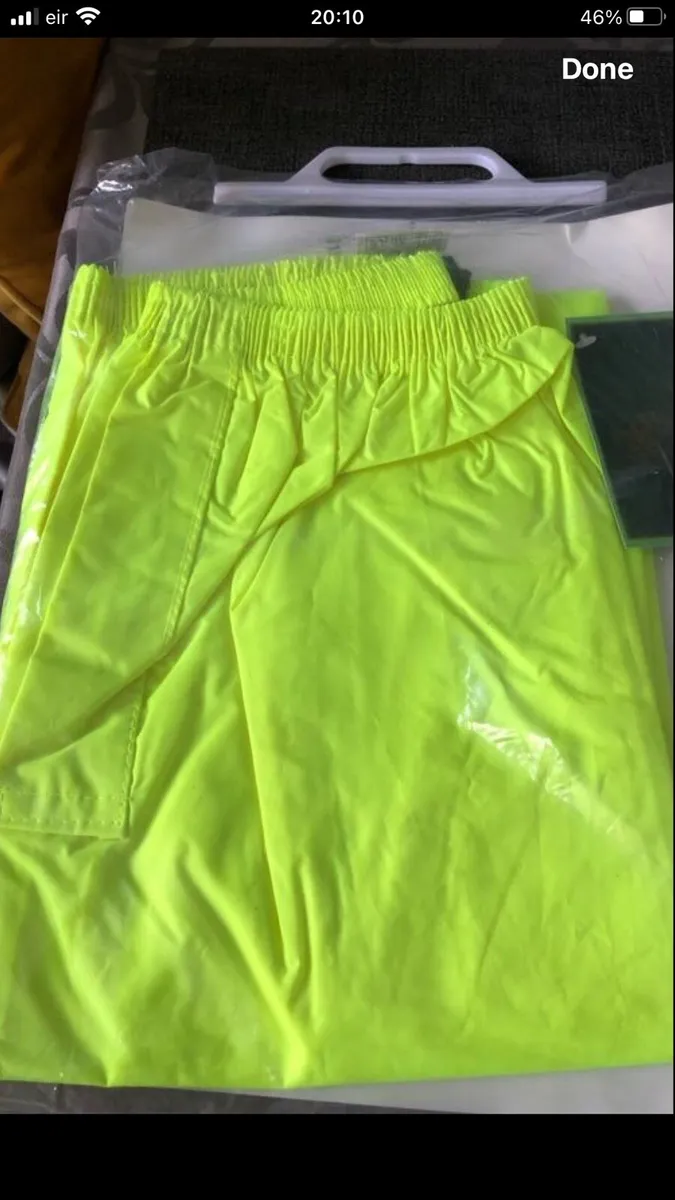 Mens new rain bottoms size XL €10 - Image 1