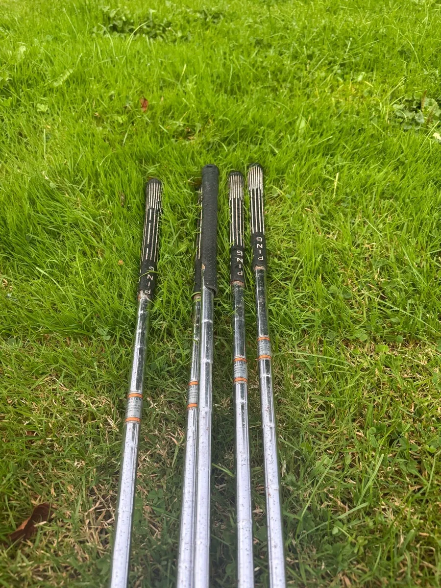 Left handed golf iron - Image 4