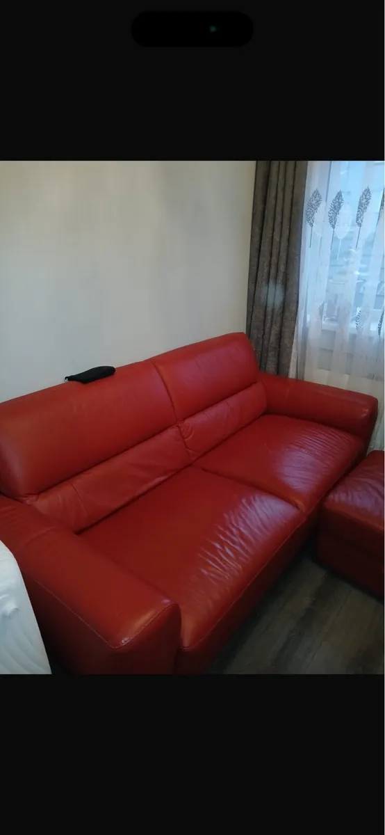 Red leather couch - Image 1