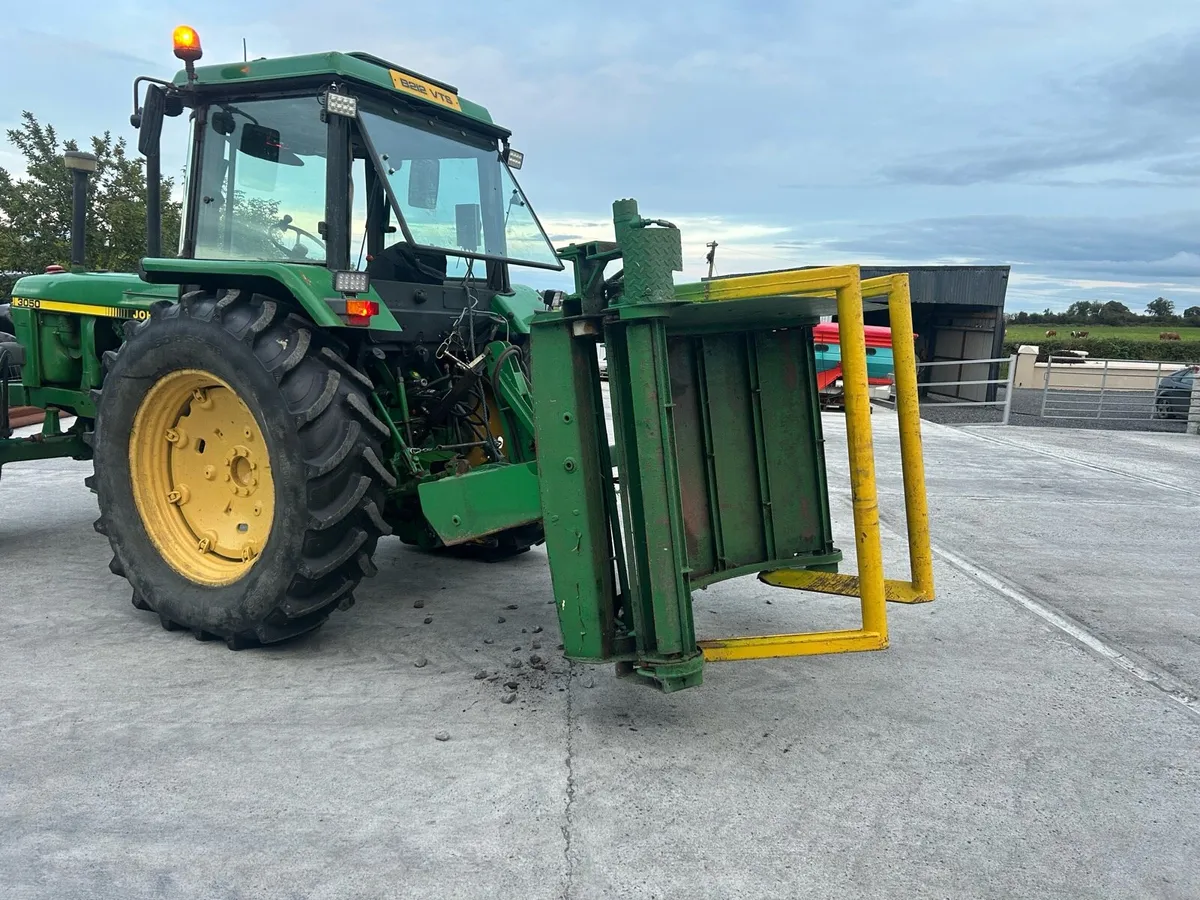 Bale feeder/unroller - Image 3