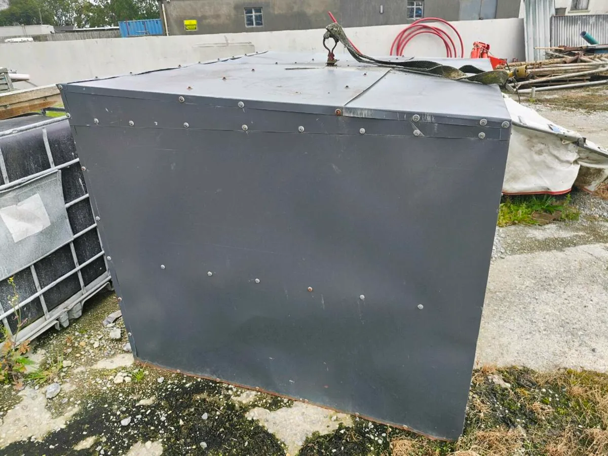 Dog kennel/ general cover - Image 2