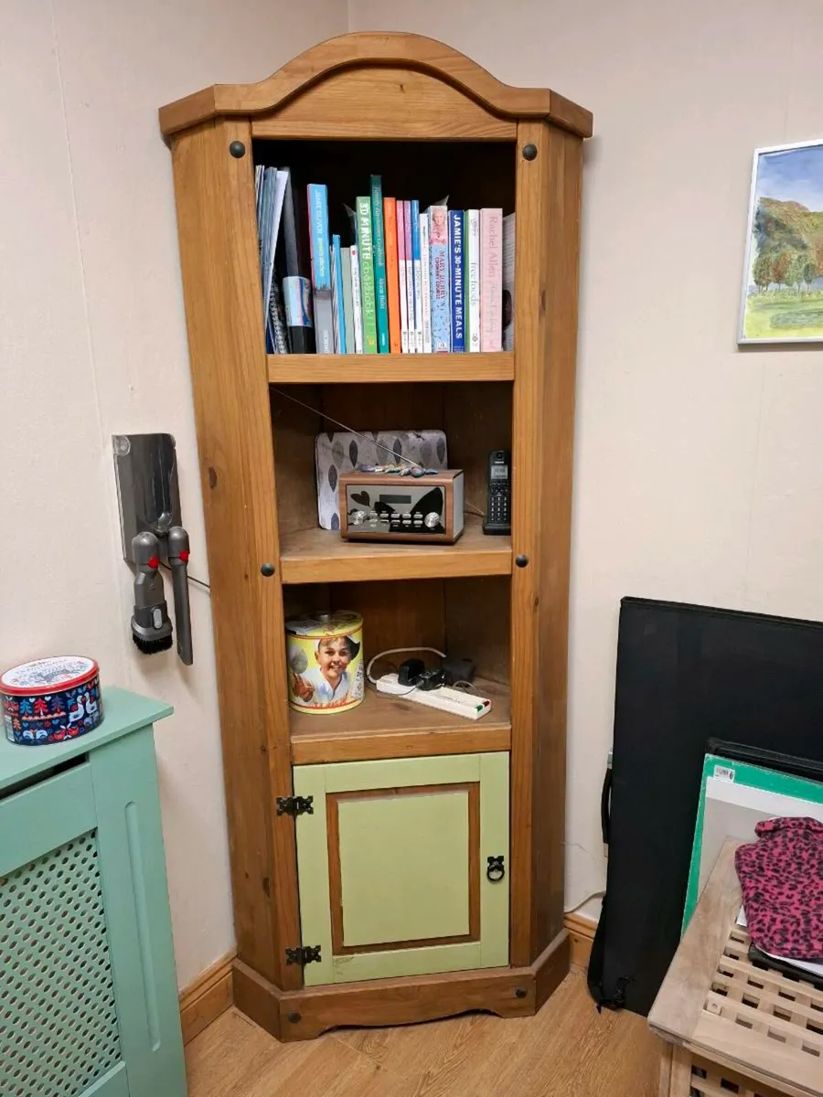 Corner Unit Mexican Pine