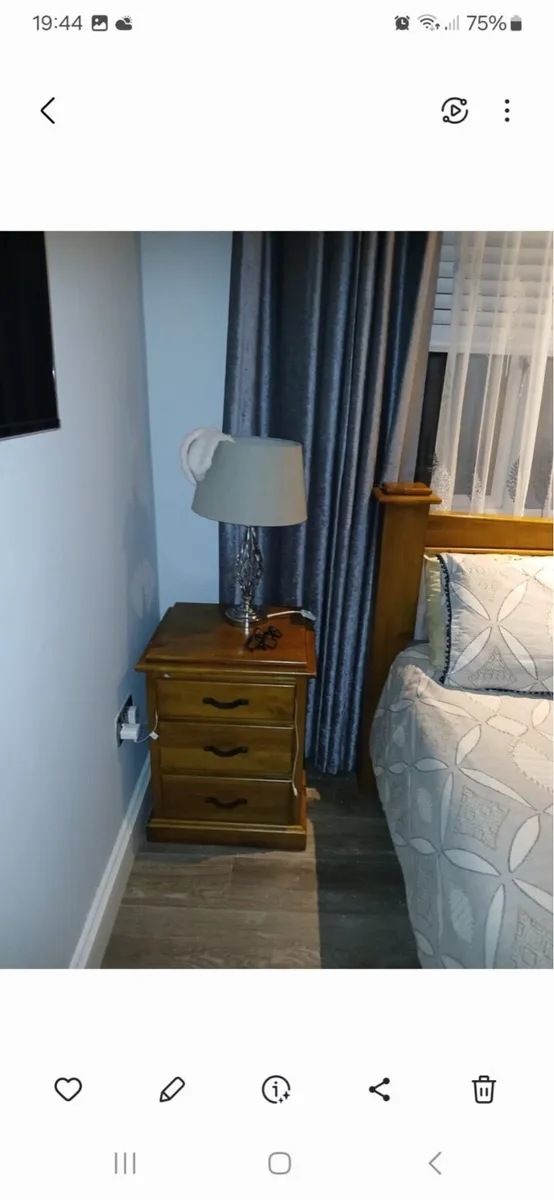Bed and lockers - Image 2