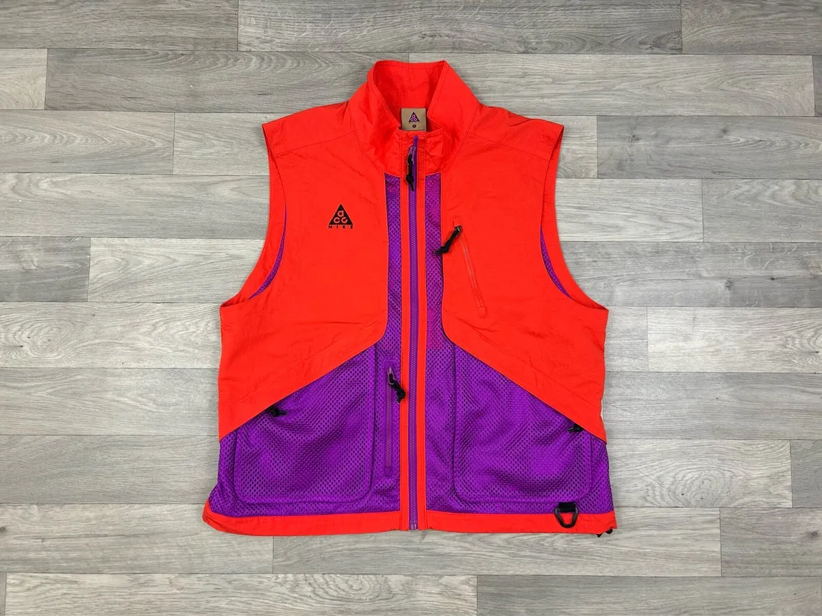Nike ACG Full Zip Gilet Vest Mens S/M - Image 1