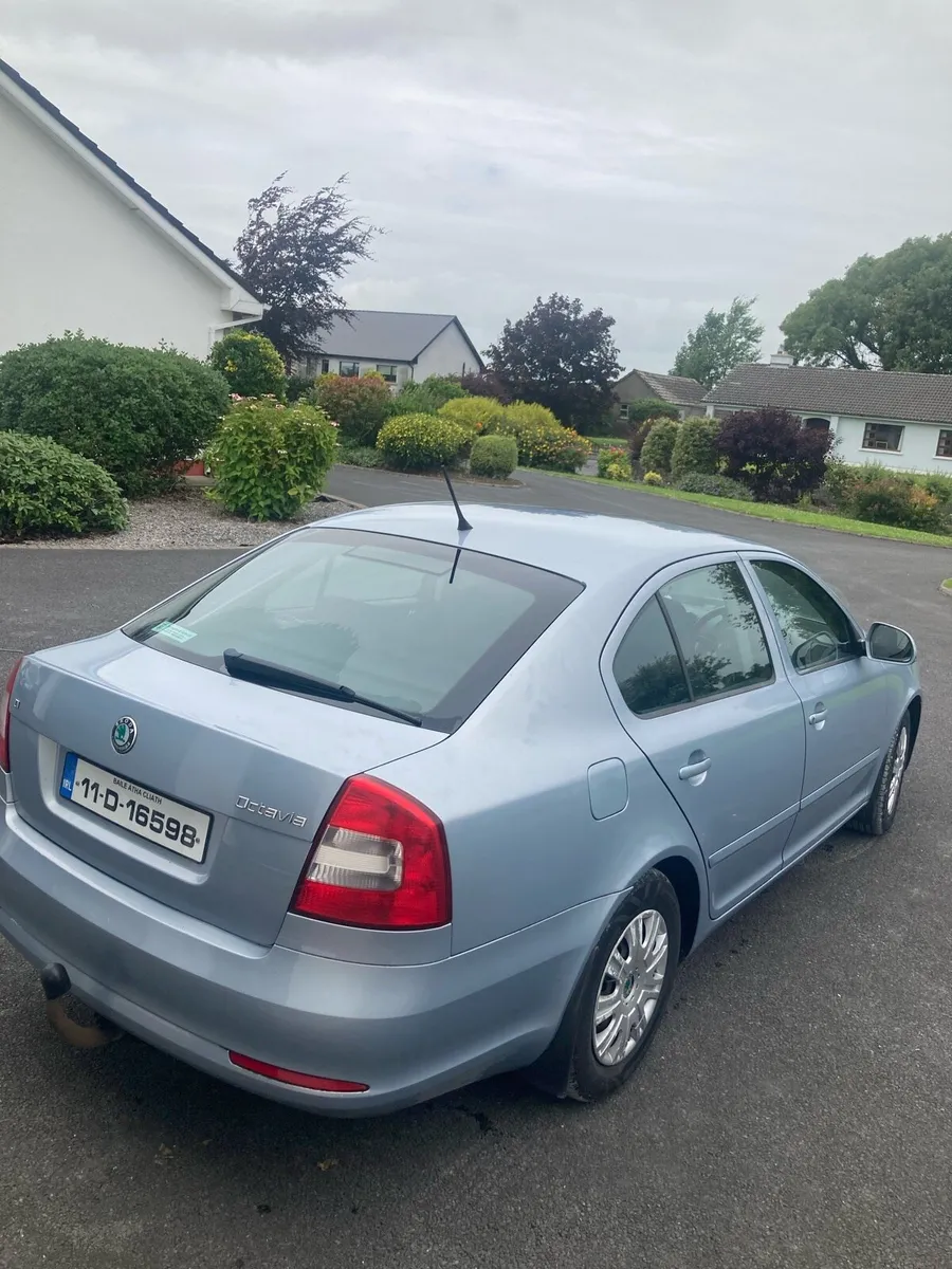 Skoda Octavia 2011 - Image 4