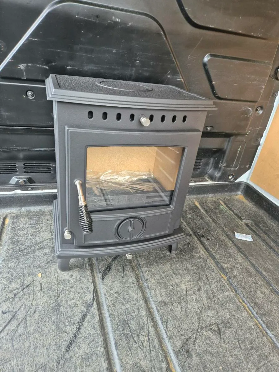 Henley stove - Image 1