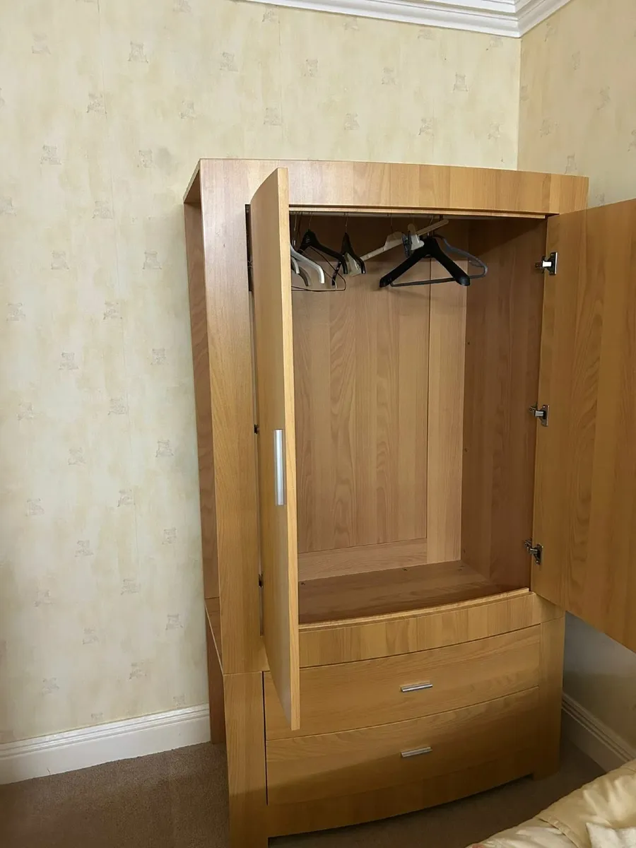 Wardrobe - Image 2