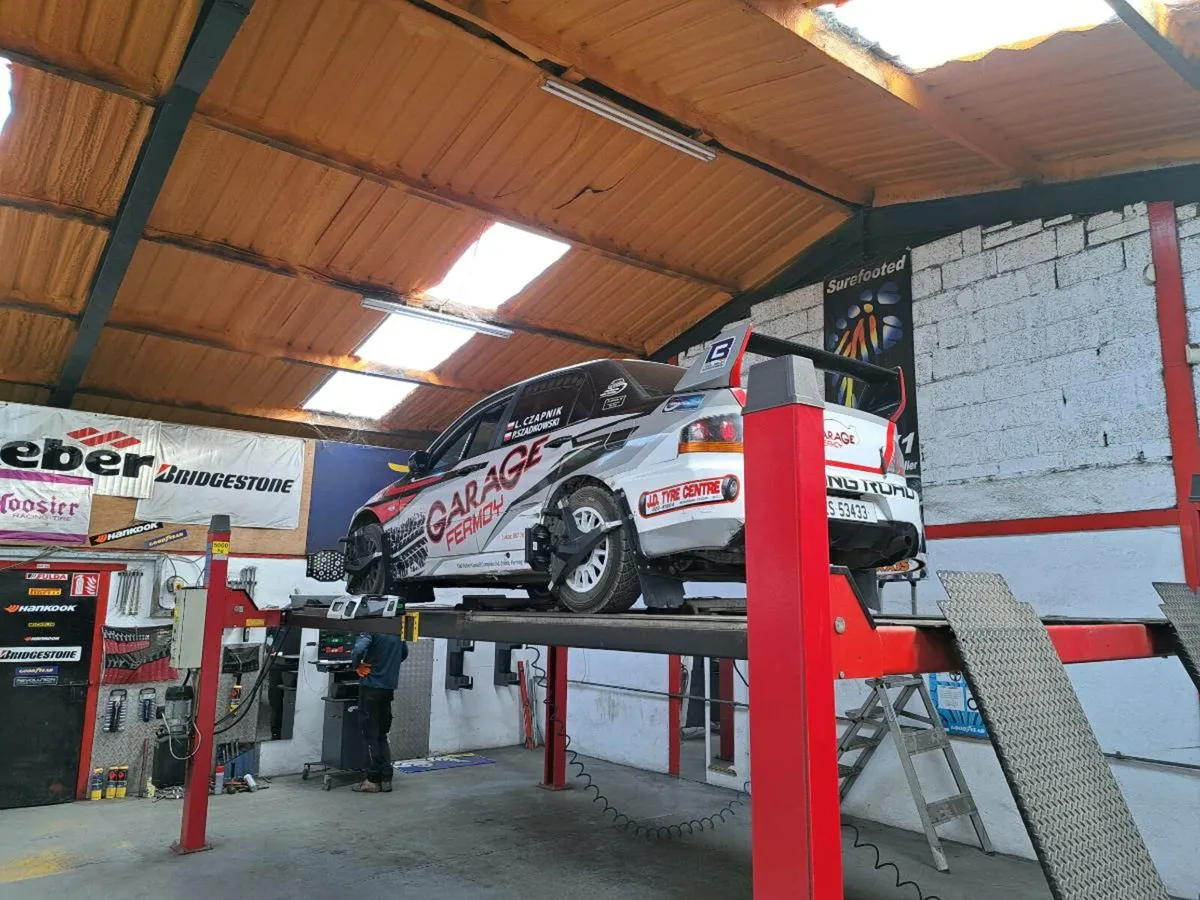 Mitsubishi Lancer Evolution 9 GrN - Image 4
