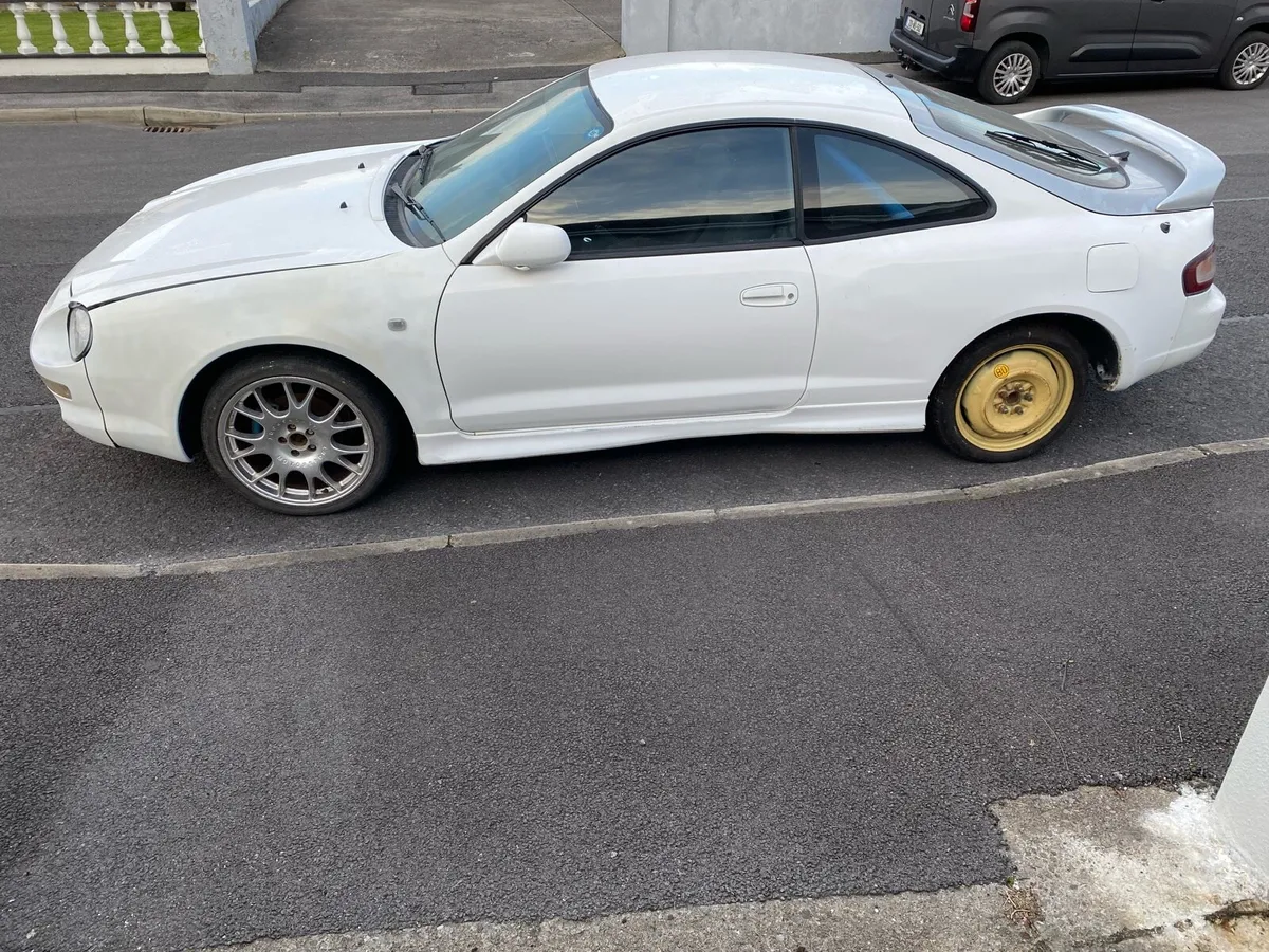 Toyota celica - Image 4