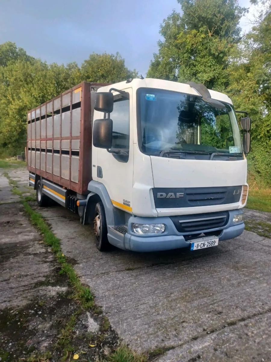Cattle Lorry - Image 1