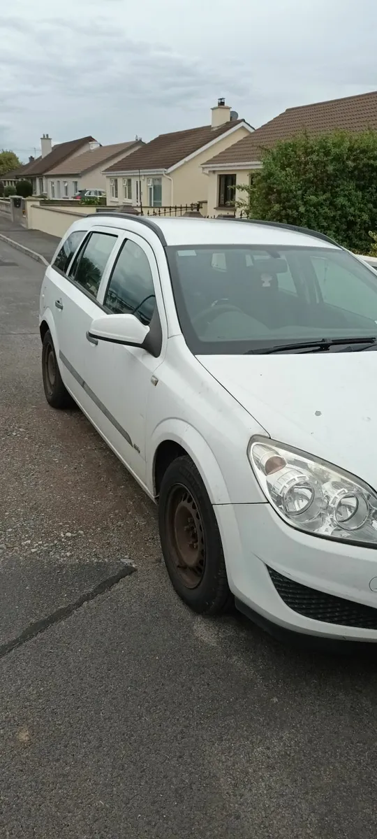 Vauxhall Astra 2008 - Image 2