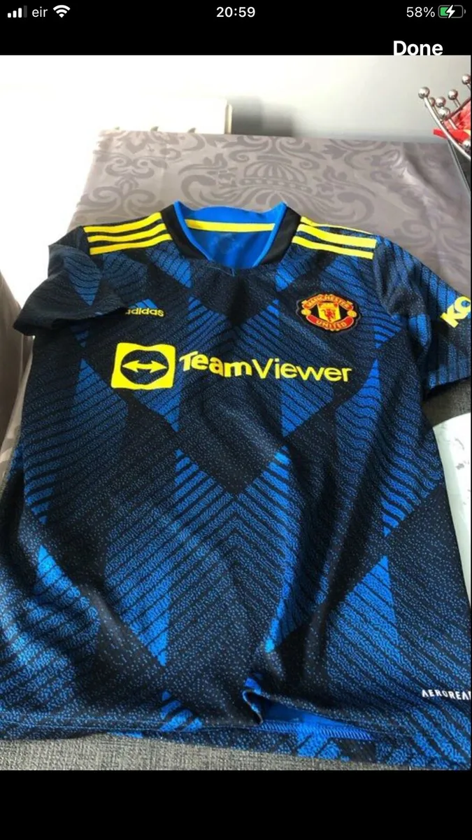 Boys Manchester United jersey age 11/12 €10 - Image 2