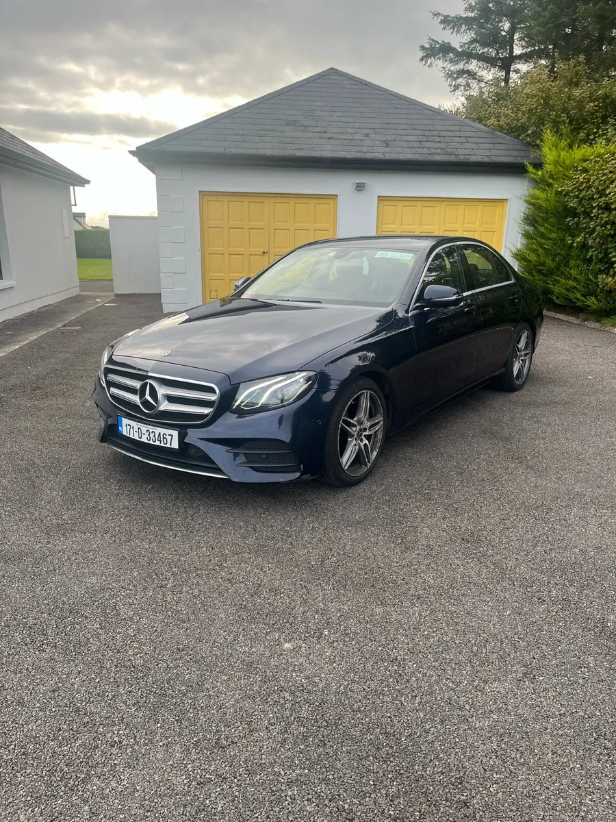 Car - Image 1