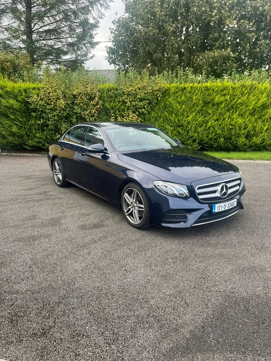 171 Merc Benz E-Class 220D 9 Speed Auto AMG Line - Image 2