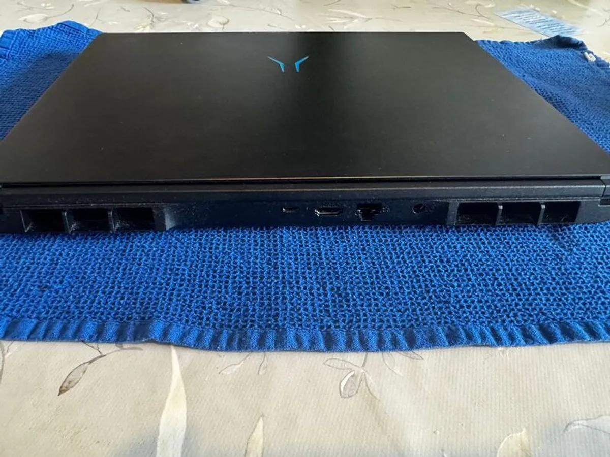 Gaming Laptop Medion ERAZER Major X20 Intel Core i9 32GB RAM 1TB SSD RTX 4070 240Hz 16 Inch QHD - Image 2