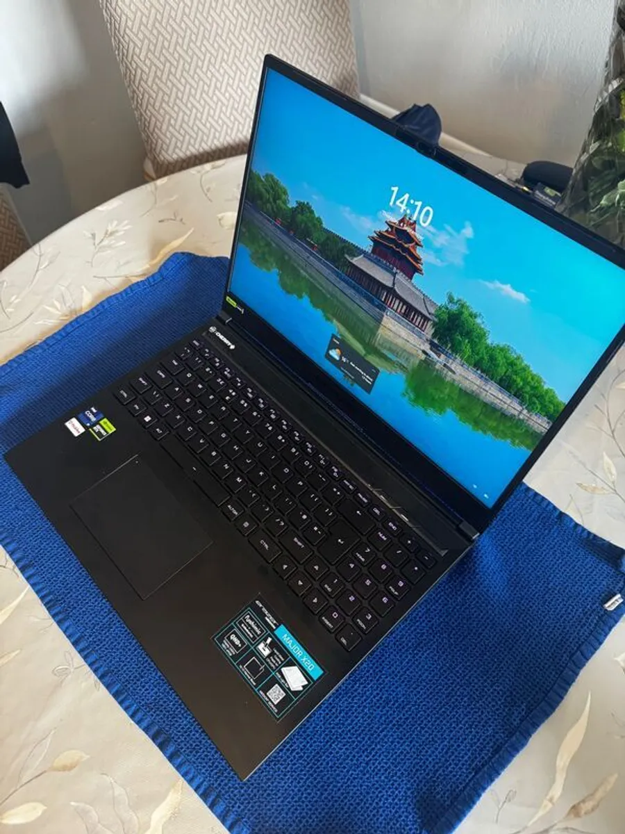 Gaming Laptop Medion ERAZER Major X20 Intel Core i9 32GB RAM 1TB SSD RTX 4070 240Hz 16 Inch QHD - Image 4