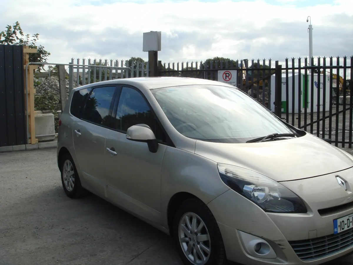 Renault Grand Scenic 2010 - Image 4