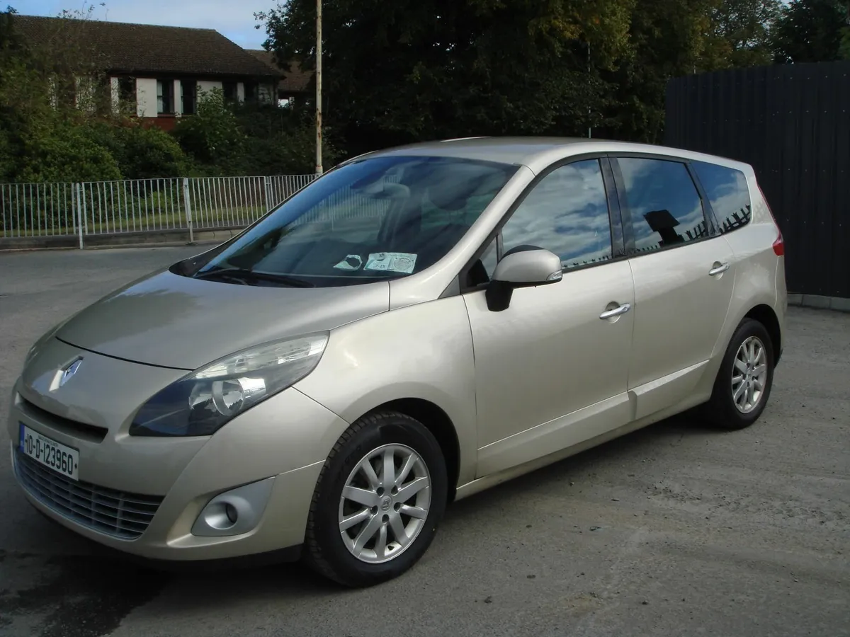 Renault Grand Scenic 2010 - Image 1